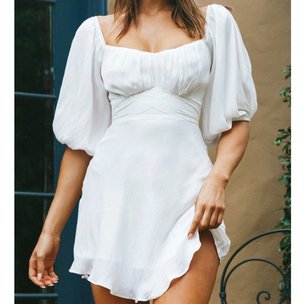 Puff Sleeve Tie-Back DRESS WHITE size 8/10